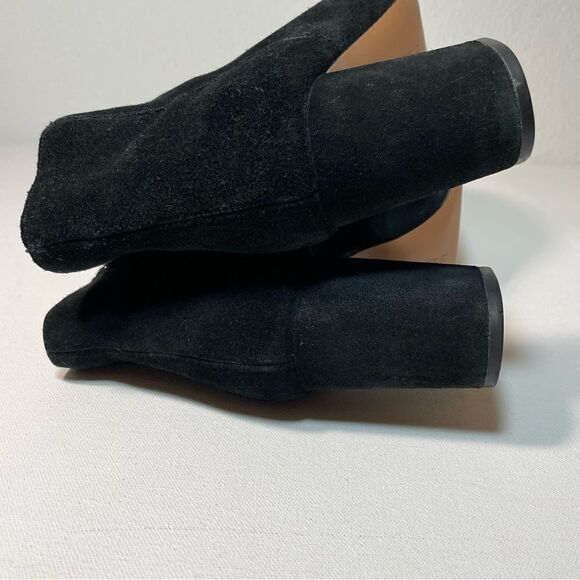 Banana Republic black suede ankle booties - Picture 4 of 12